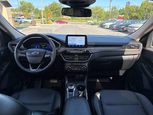 Used 2020 Ford Escape Titanium w/ Titanium Premium Package 2.0 AWD/4WD image 12