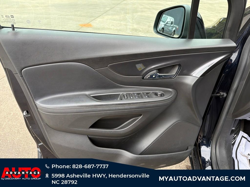 Used 2022 Buick Encore Preferred w/ Safety Package image 9