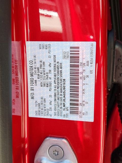 New 2025 Lincoln Nautilus Premier w/ Equipment Group 102A image 24