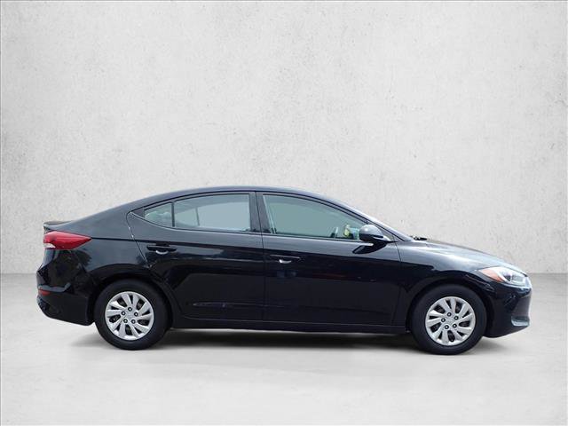 Used 2018 Hyundai Elantra SE FWD image 15