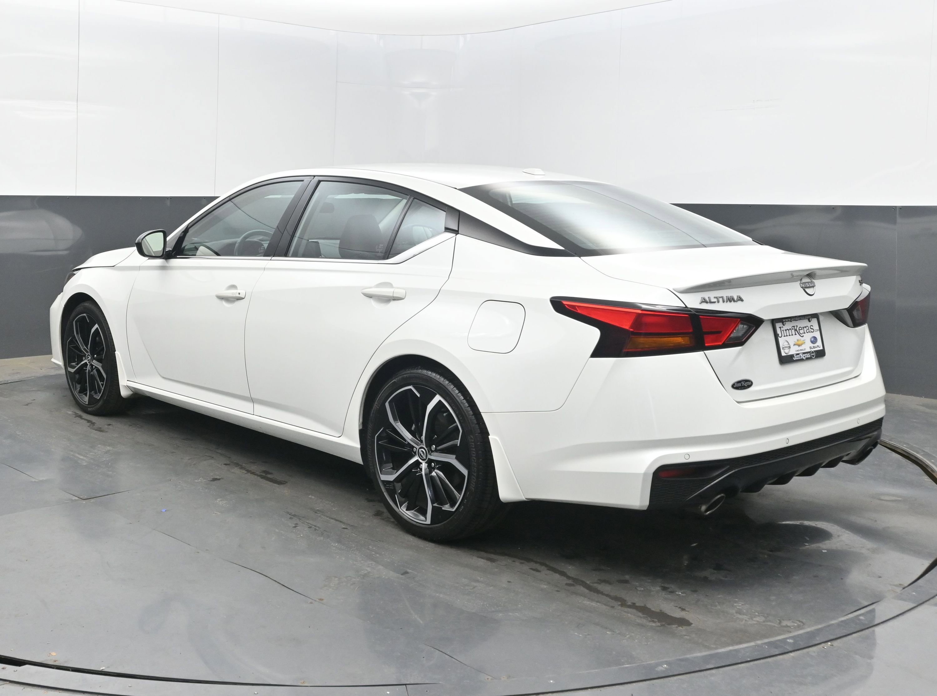 Certified 2024 Nissan Altima 2.5 SR image 6