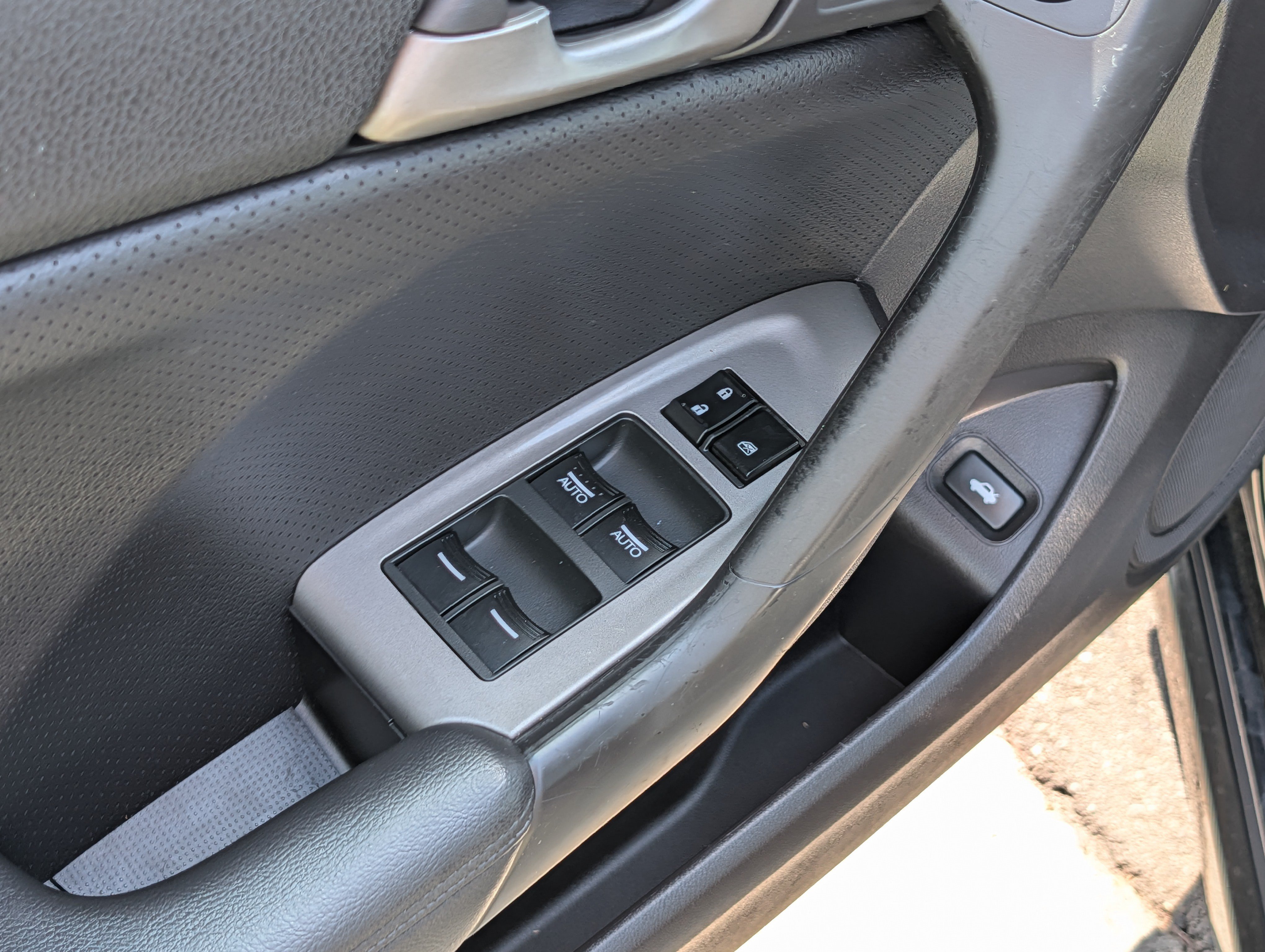 Used 2010 Acura TSX Sedan FWD image 19