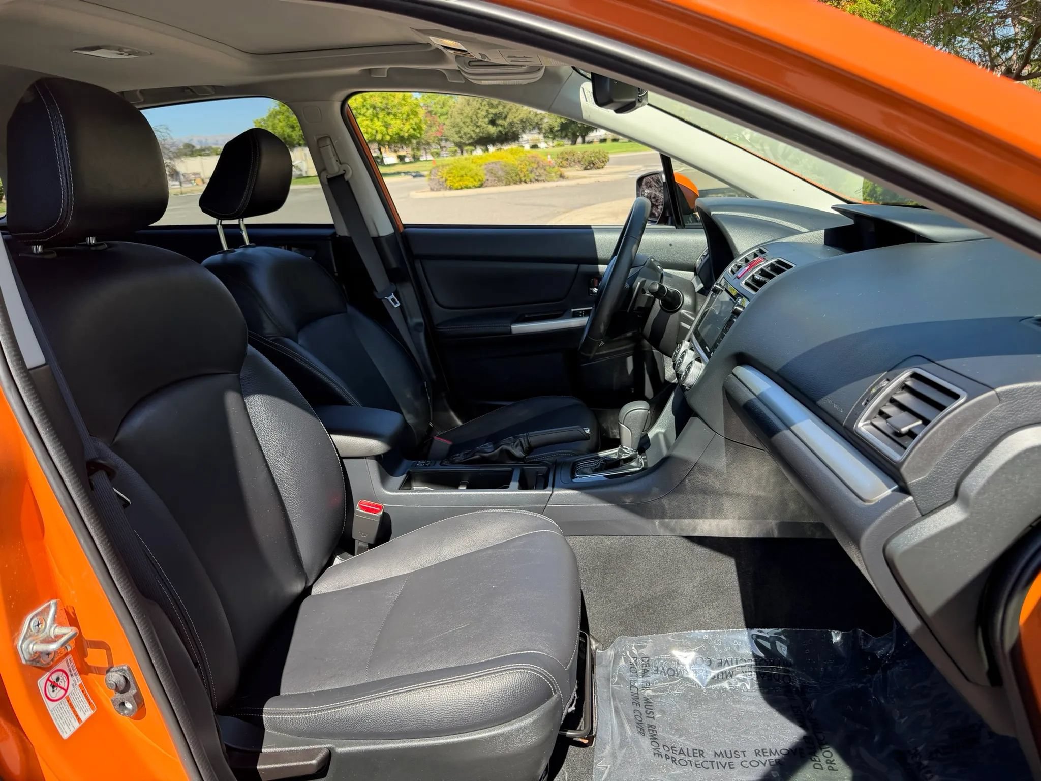 Used 2015 Subaru XV Crosstrek 2.0i Limited AWD/4WD image 11