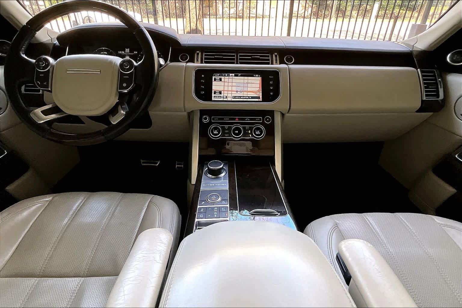 Used 2016 Land Rover Range Rover Long Wheelbase Supercharged image 15