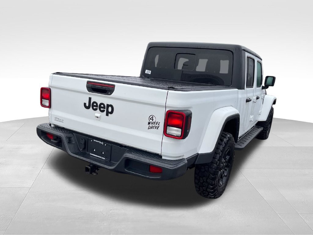 Used 2023 Jeep Gladiator Sport AWD/4WD image 5