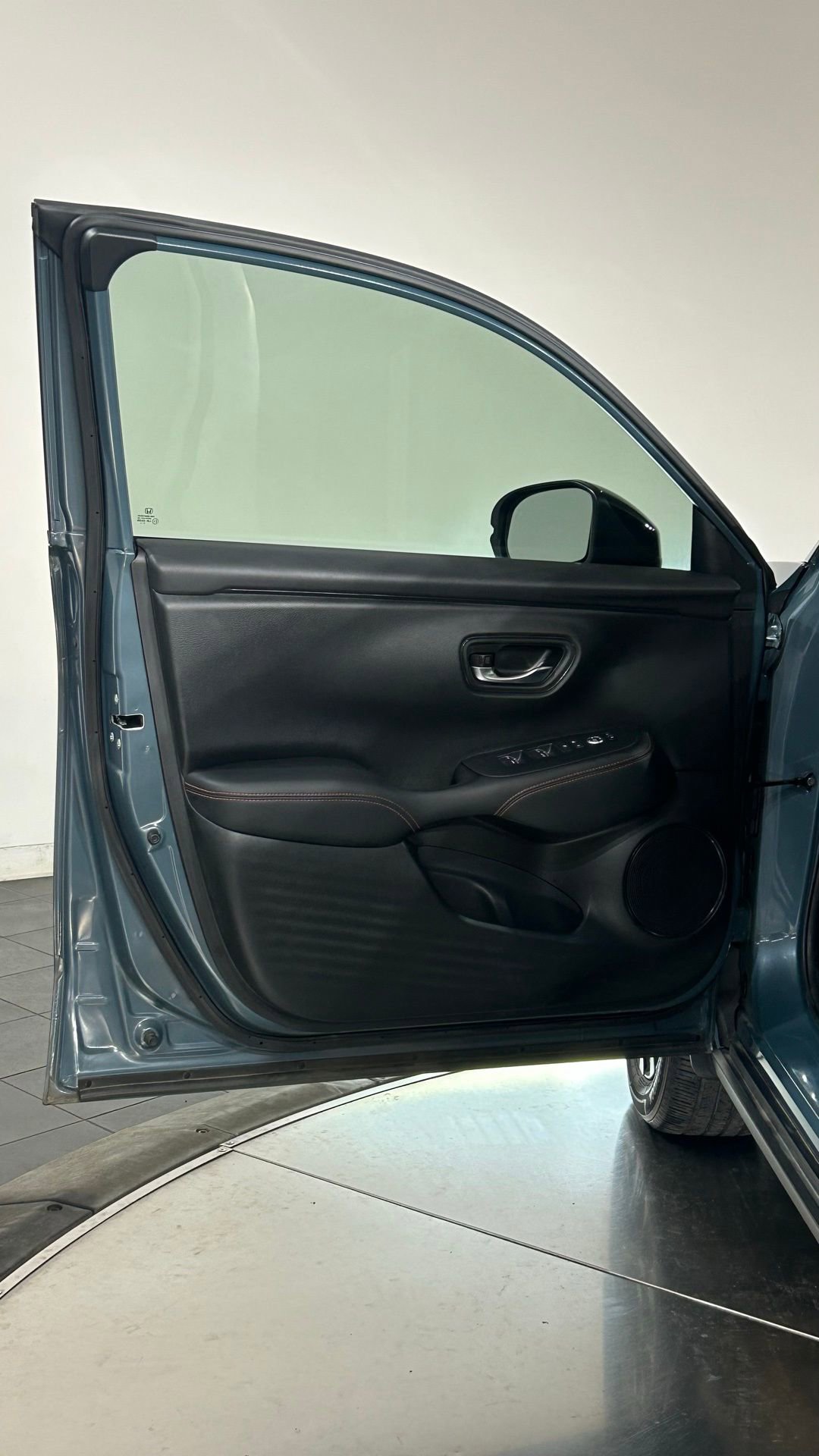 Used 2023 Honda HR-V Sport image 34