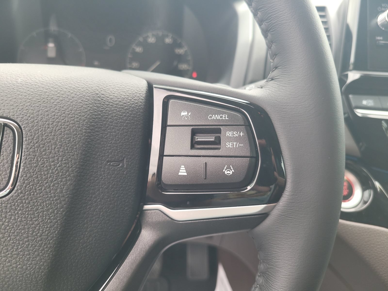 Certified 2026 Honda Odyssey Touring image 15