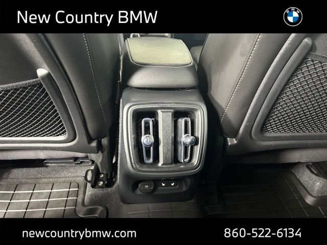 Used 2023 Volvo XC40 B5 Plus w/ Protection Package Premier AWD/4WD image 26
