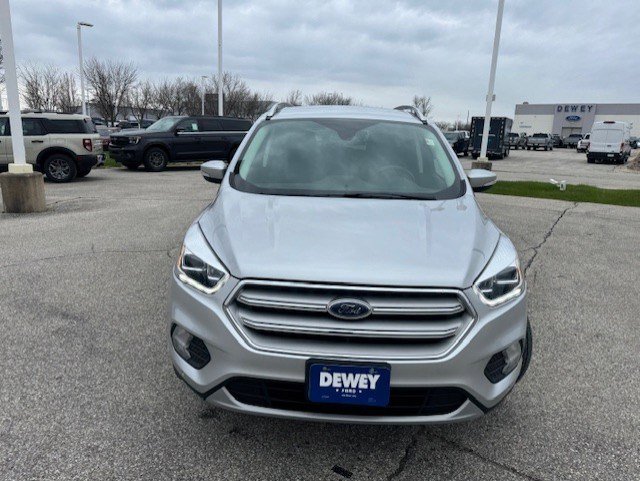Used 2019 Ford Escape Titanium image 2