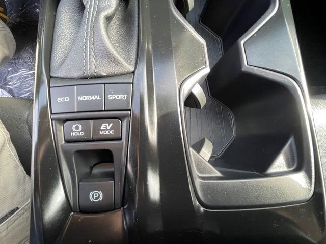 Used 2026 Toyota Camry SE image 23