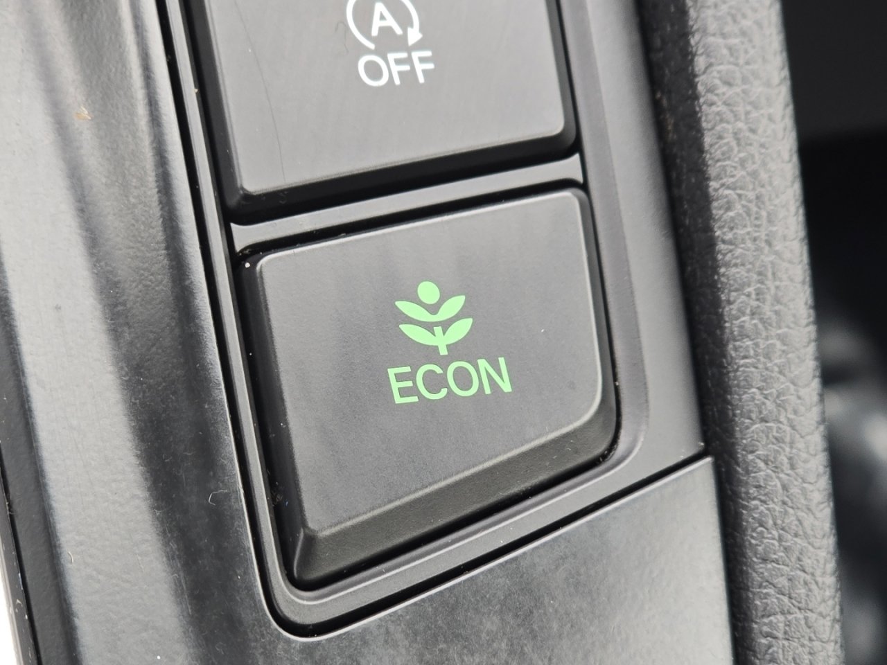 Used 2020 Honda CR-V EX-L image 9