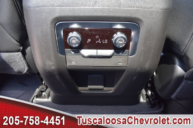 New 2026 Chevrolet Suburban RST w/ RST Capability Package AWD/4WD image 24