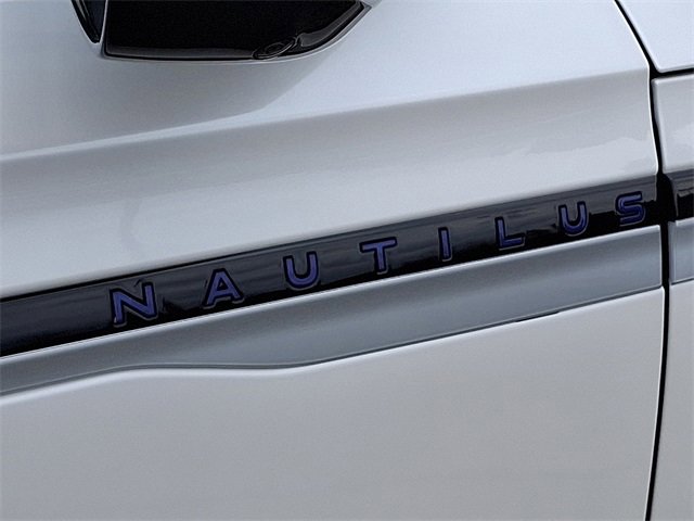 Used 2024 Lincoln Nautilus Reserve w/ Equipment Group 203A image 30