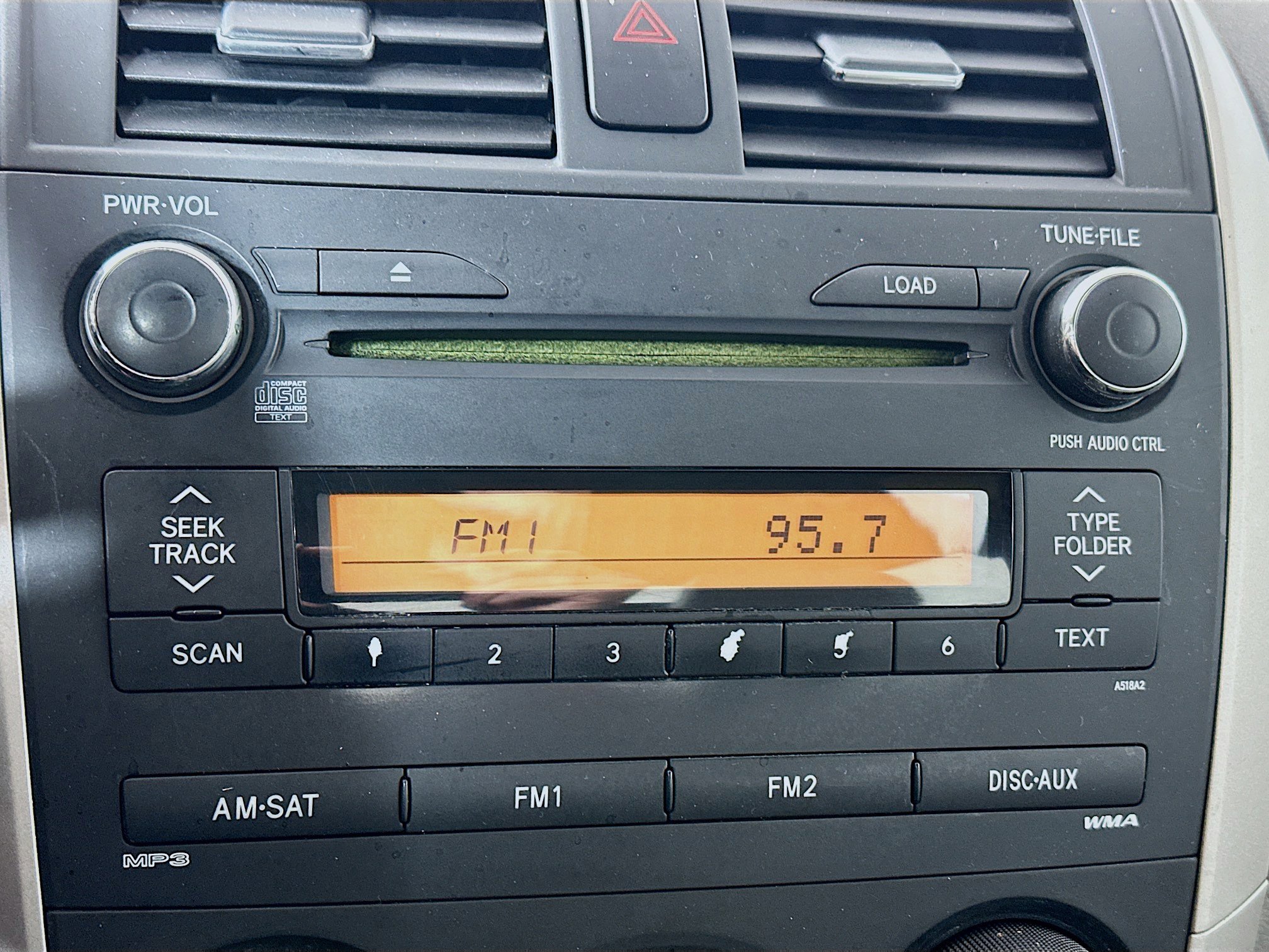 Used 2010 Toyota Corolla LE image 13