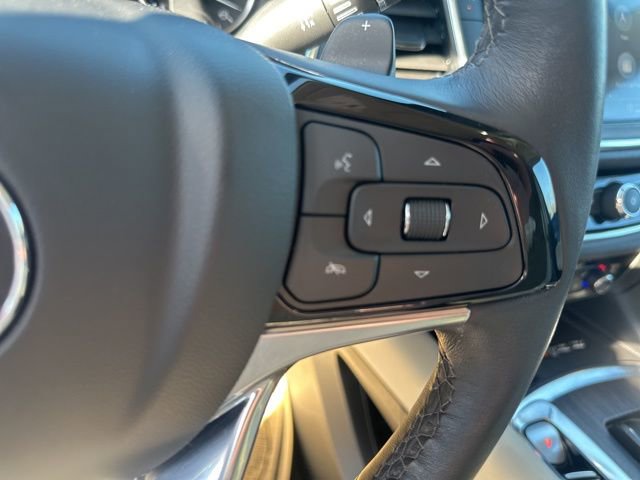 Used 2024 Buick Enclave Avenir w/ Avenir Technology Package image 20