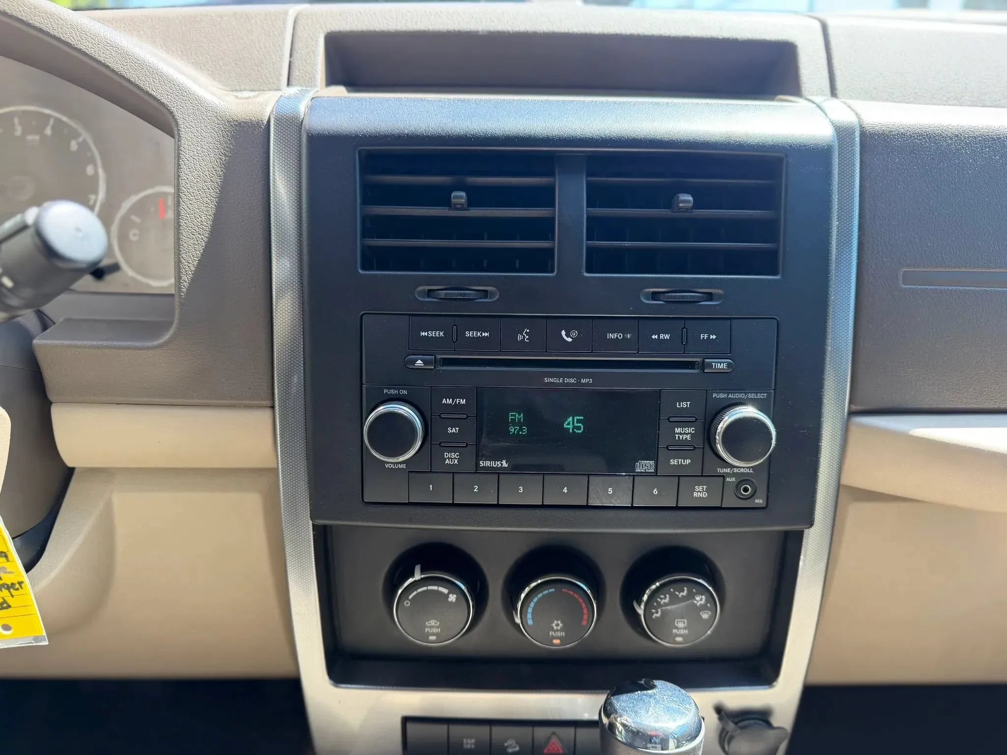 Used 2009 Jeep Liberty Sport w/ Popular Equipment Group AWD/4WD image 16