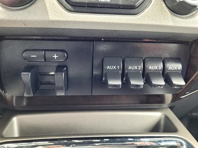 Used 2015 Ford F250 Platinum w/ FX4 Off-Road Package AWD/4WD image 20