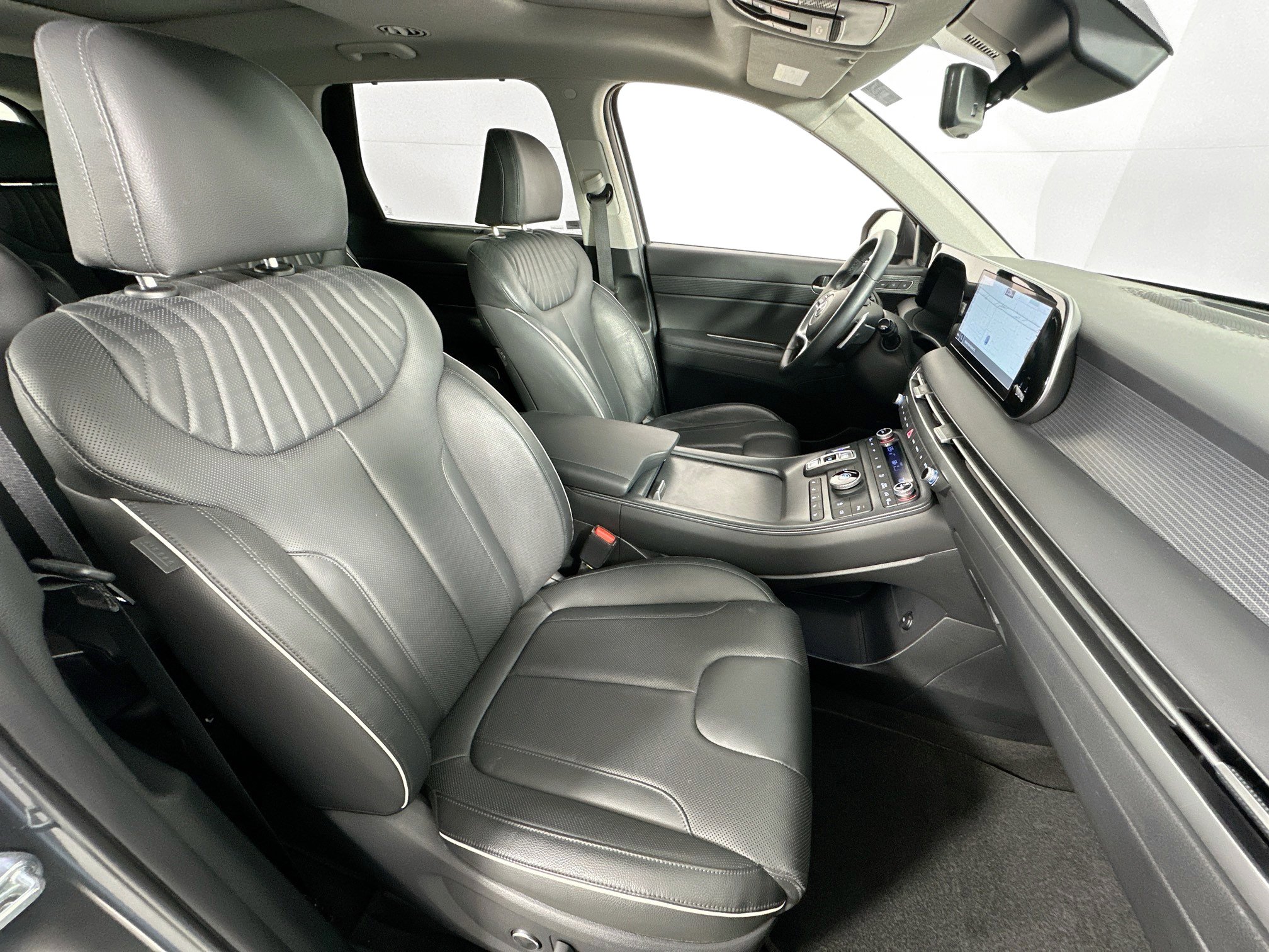 Used 2023 Hyundai Palisade Limited image 31