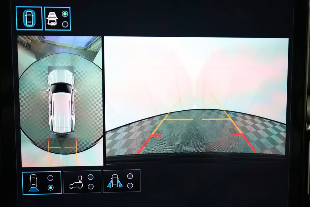 Used 2026 GMC Yukon Denali image 30