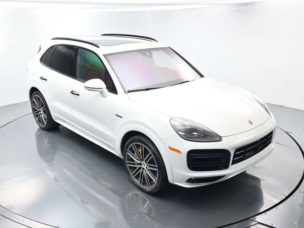 Certified 2022 Porsche Cayenne Turbo S image 47