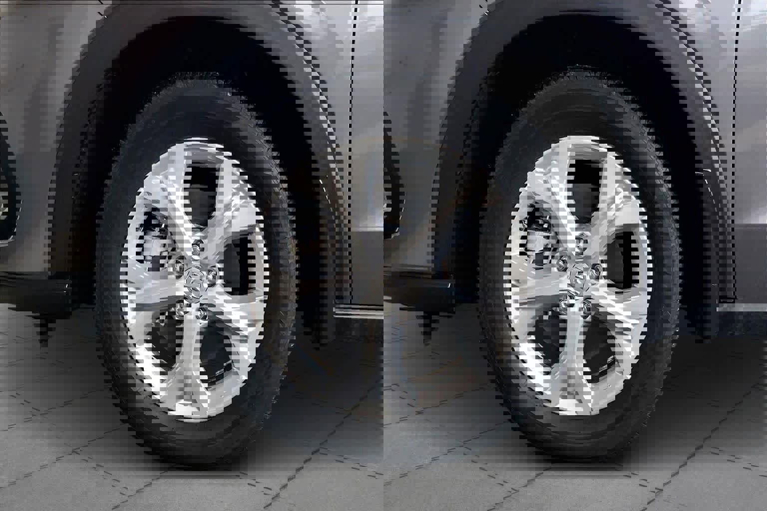 Used 2023 Honda HR-V LX image 10