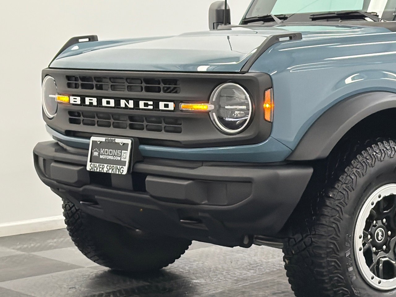 Used 2023 Ford Bronco 2-Door w/ Sasquatch Package video 2