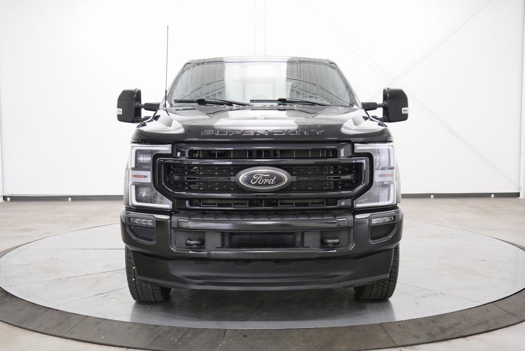 Used 2022 Ford F250 Lariat w/ Black Appearance Pkg image 2