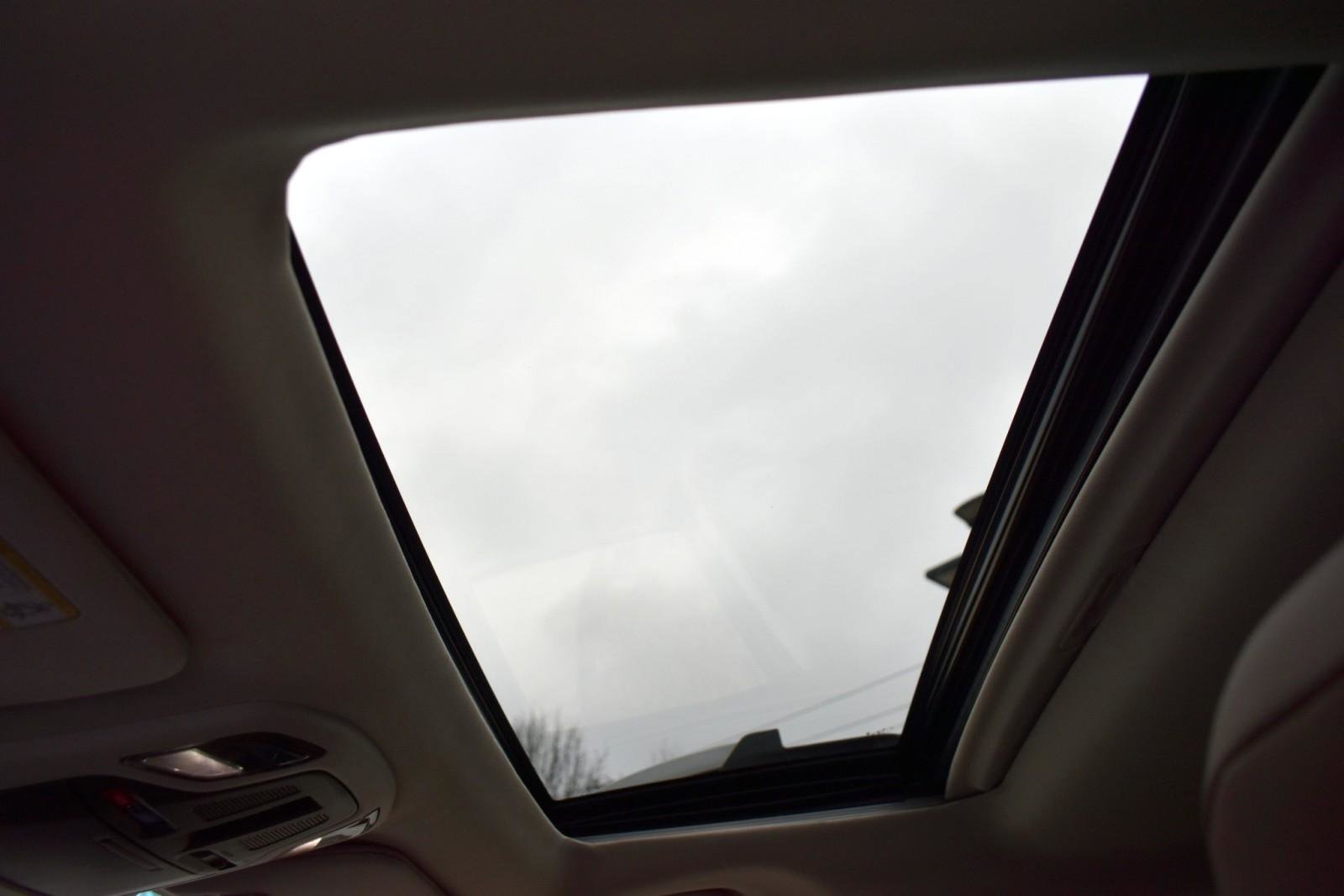 Used 2020 Subaru Outback Touring w/ Popular Package #2 image 26