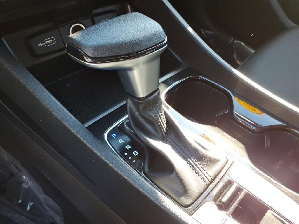 Used 2022 Hyundai Tucson SEL w/ Cargo Package image 16