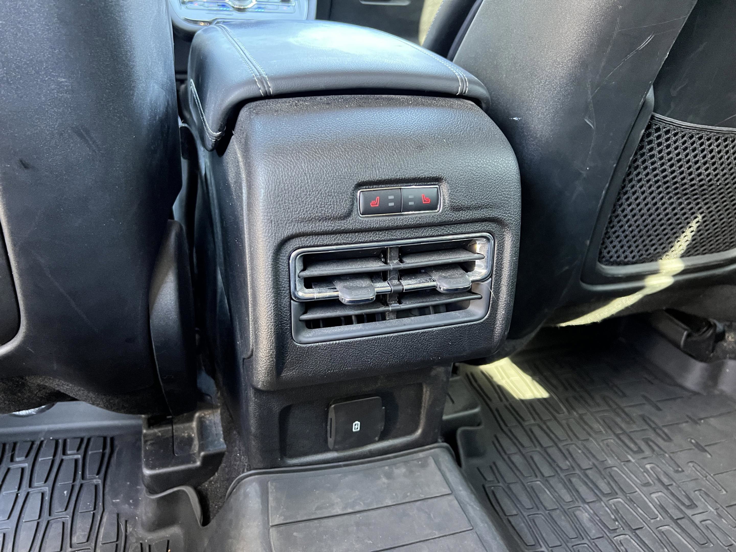 Used 2022 Lincoln Corsair AWD w/ Premium Package image 30