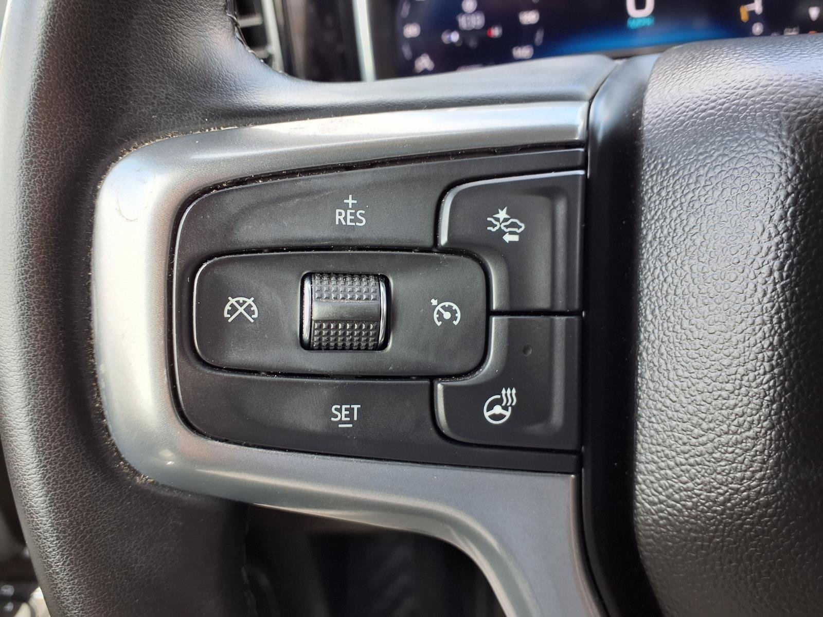 Used 2025 Chevrolet Silverado 2500 LT w/ Convenience Package AWD/4WD image 17