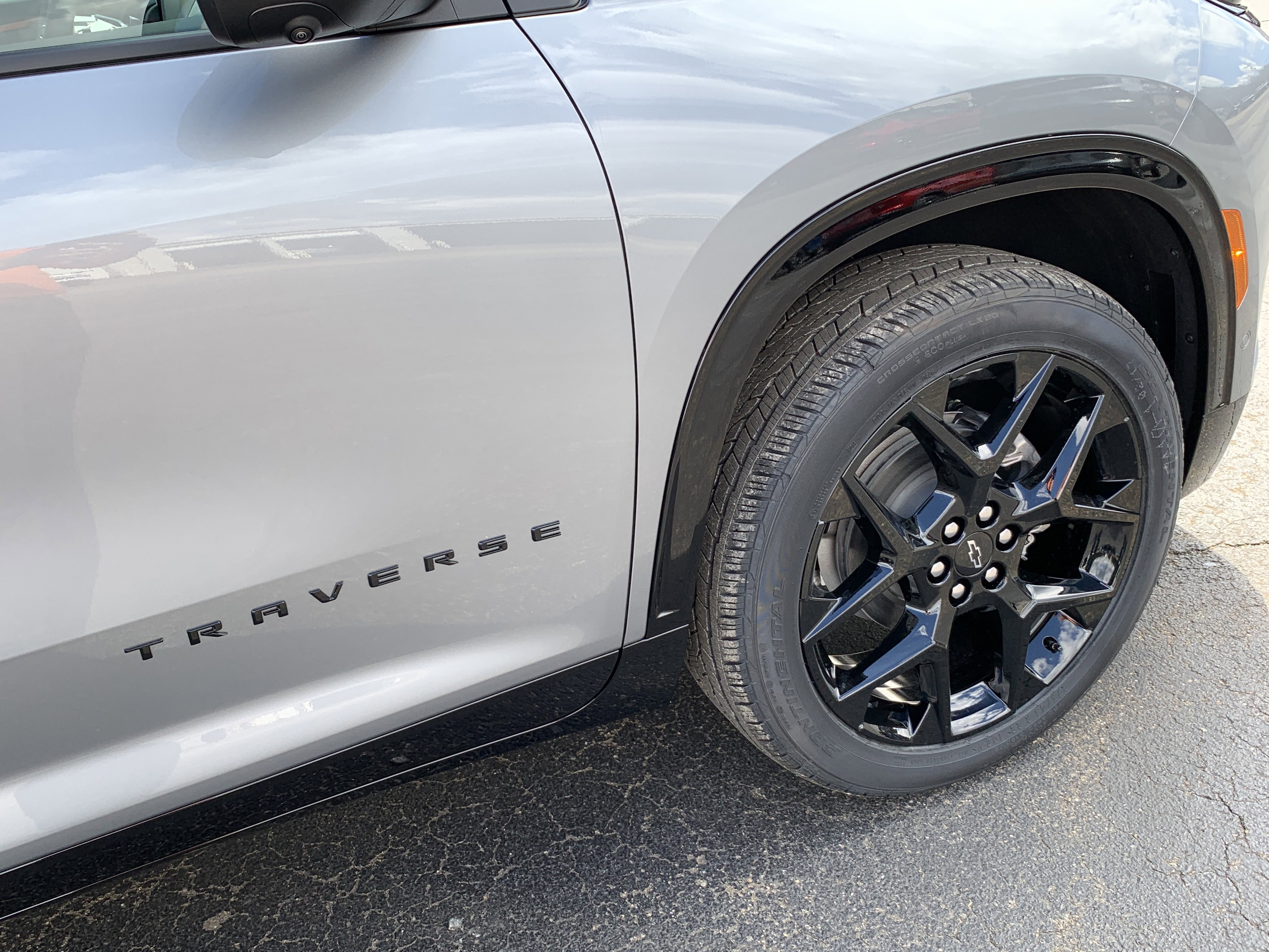 New 2026 Chevrolet Traverse RS w/ LPO, Floor Liner Package image 33