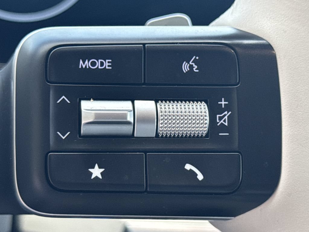 Used 2025 Hyundai Santa Fe Calligraphy AWD/4WD image 25