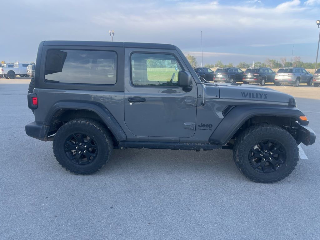 Used 2022 Jeep Wrangler Sport AWD/4WD image 9