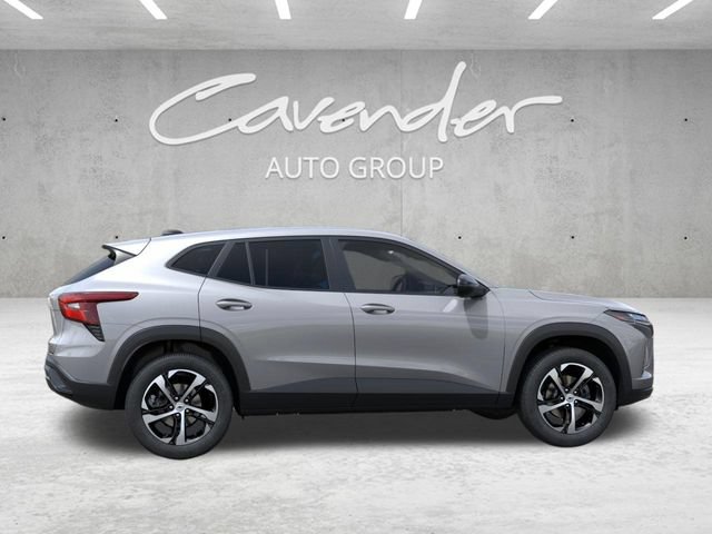 New 2026 Chevrolet Trax RS w/ Driver Confidence Package FWD image 5