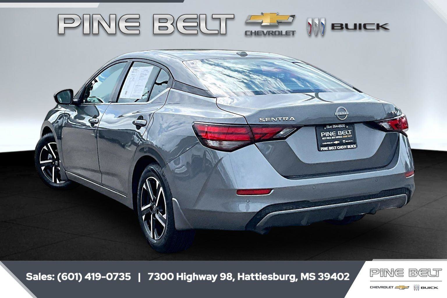 Used 2024 Nissan Sentra SV FWD image 2