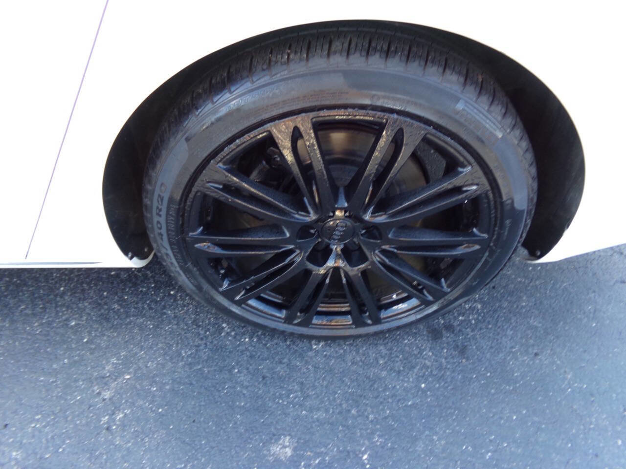 Used 2012 Audi A8 L 4.2 image 38