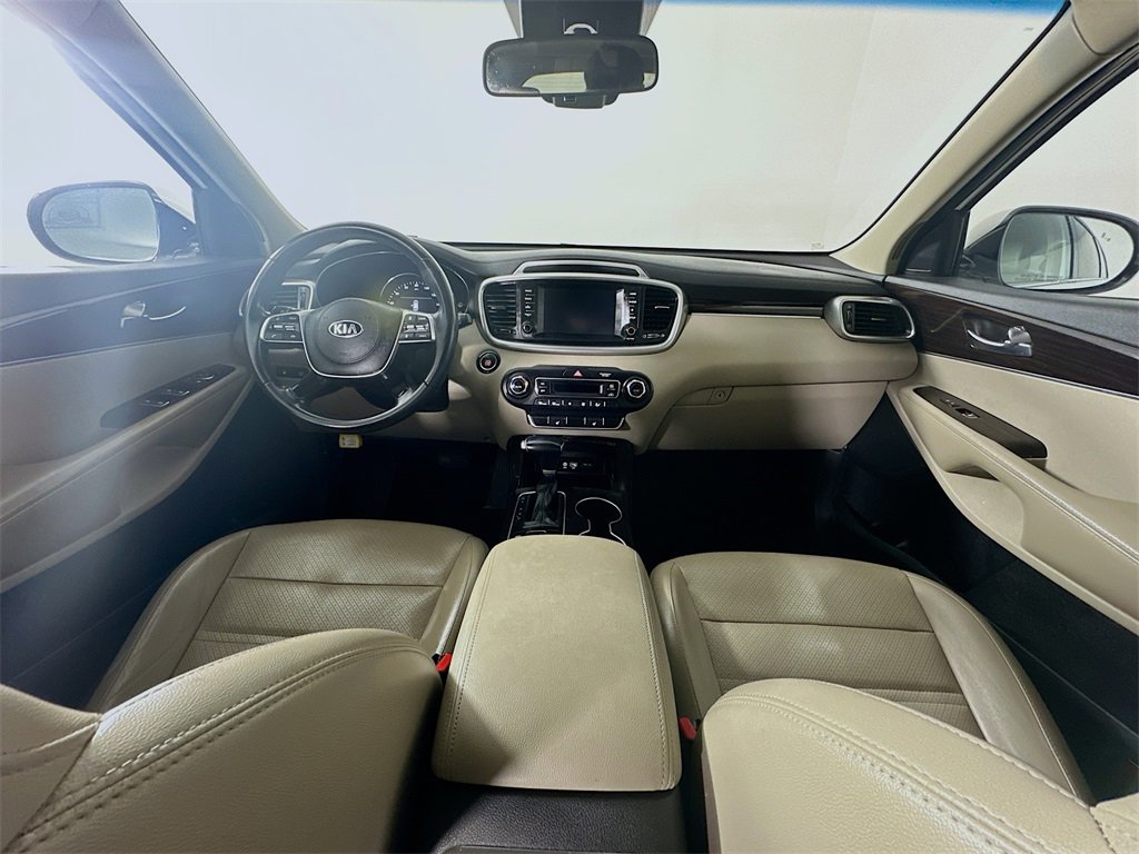 Used 2020 Kia Sorento EX image 10