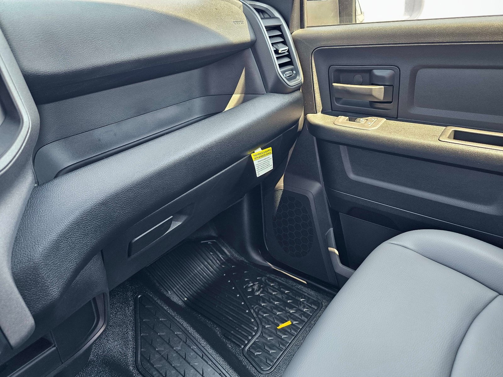 New 2027 RAM 4500 Tradesman w/ Chrome Appearance Group AWD/4WD image 29