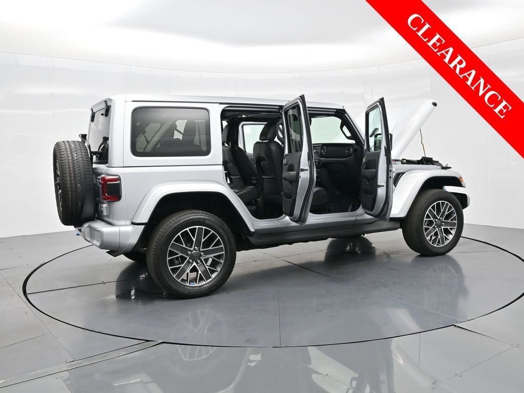 Used 2022 Jeep Wrangler Unlimited Sahara image 43