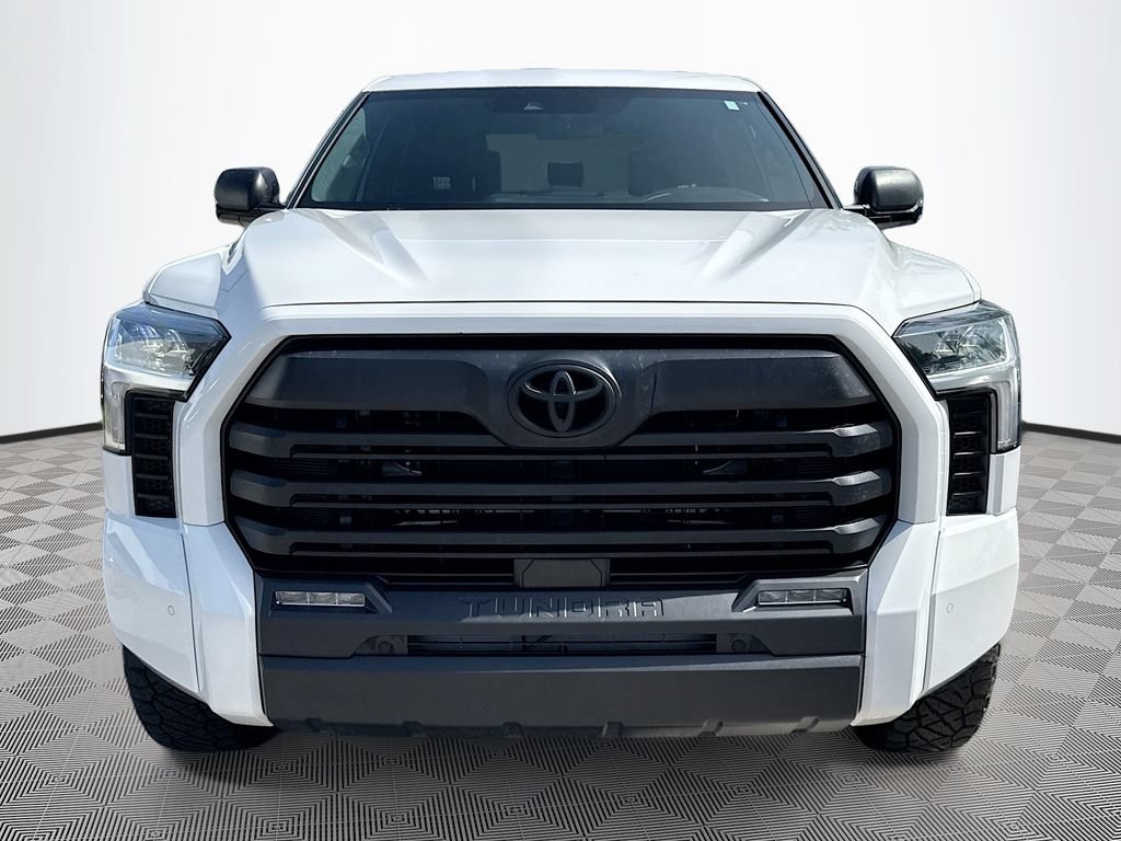 Used 2025 Toyota Tundra SR5 w/ SR5 Convenience Package AWD/4WD image 2