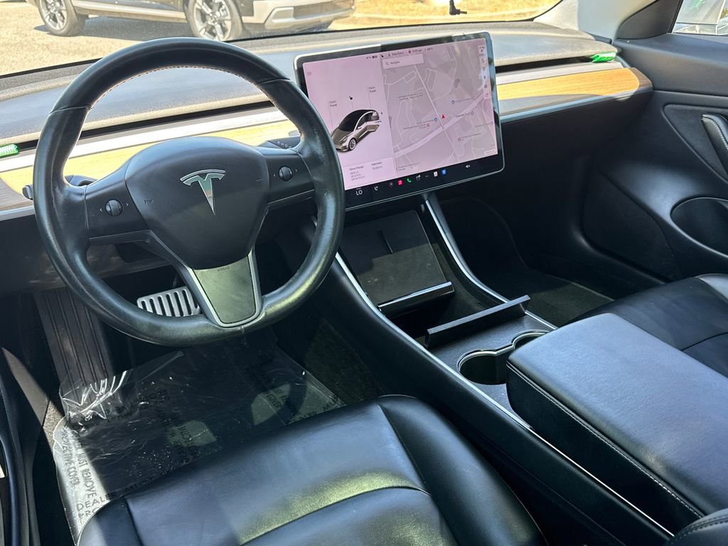 Used 2018 Tesla Model 3 image 17