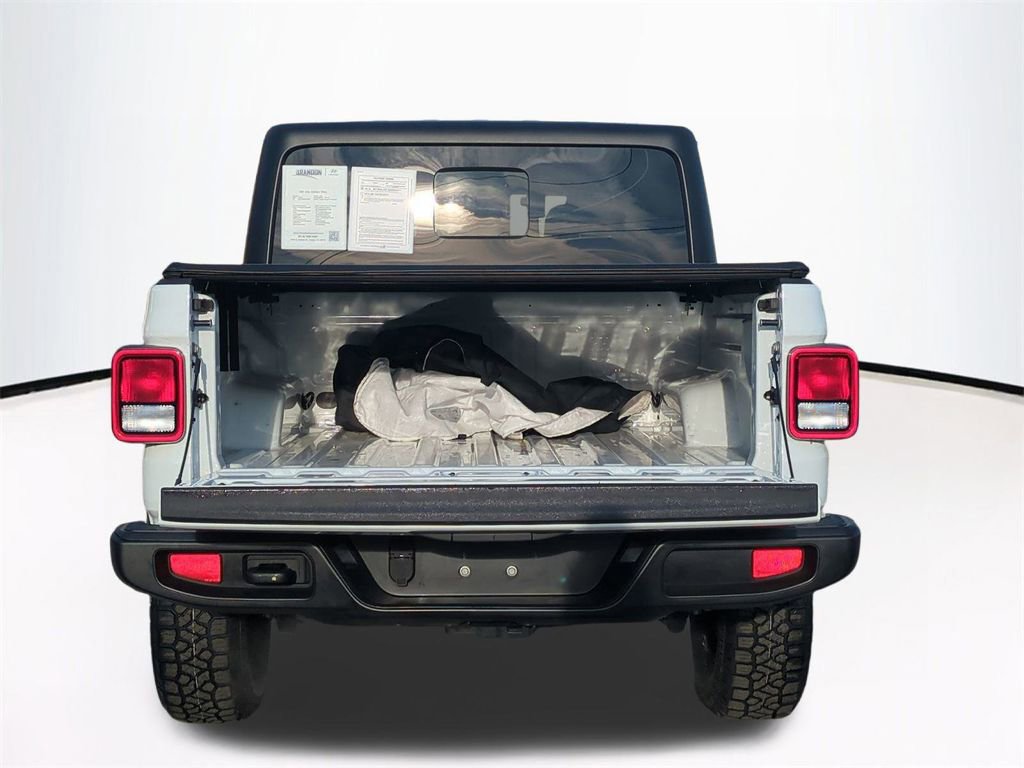 Used 2023 Jeep Gladiator Willys image 14
