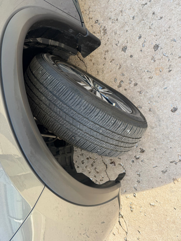 Used 2023 Nissan Rogue SV image 23