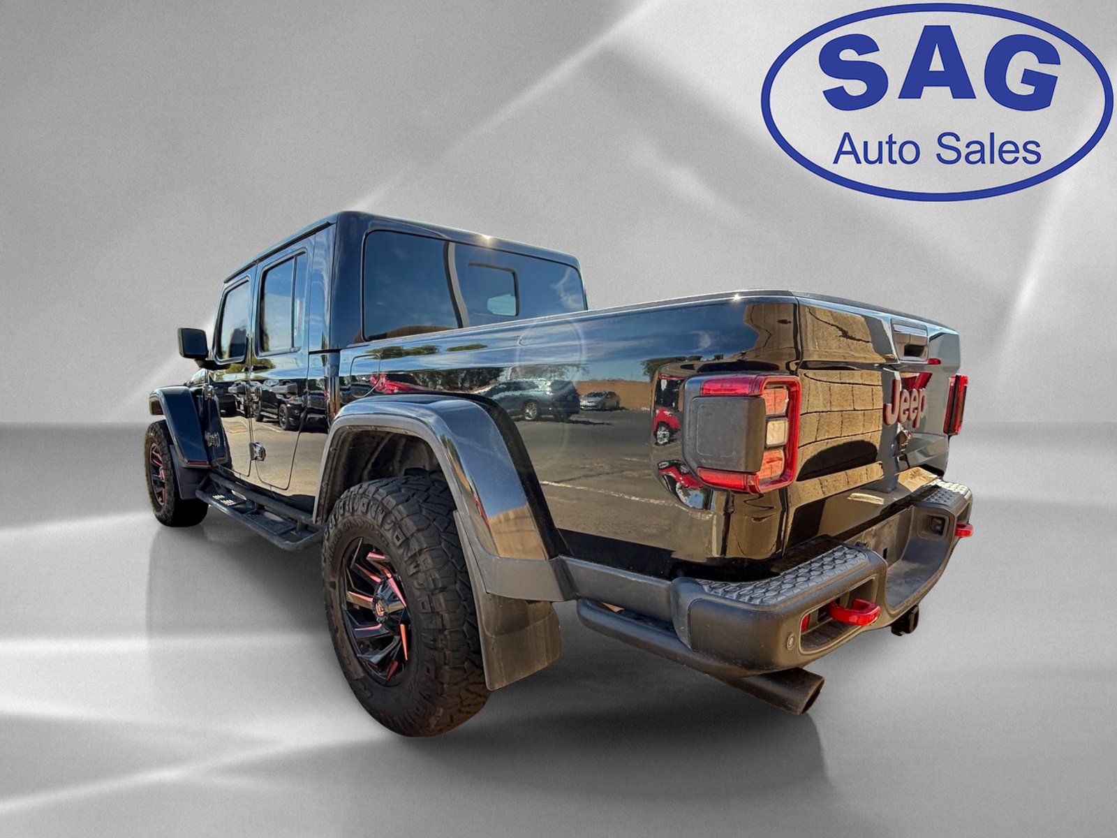 Used 2021 Jeep Gladiator Rubicon AWD/4WD image 4