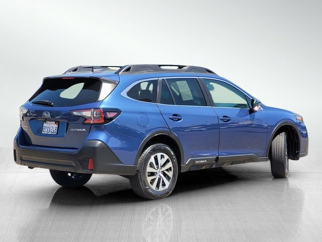 Used 2022 Subaru Outback Premium AWD/4WD image 4