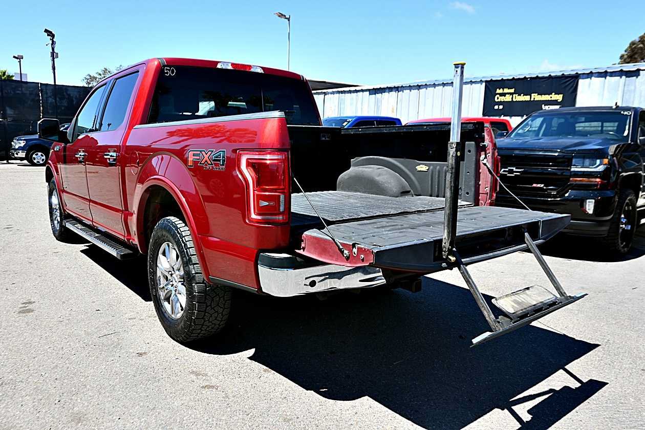 Used 2015 Ford F150 Lariat w/ Equipment Group 502A Luxury AWD/4WD image 9