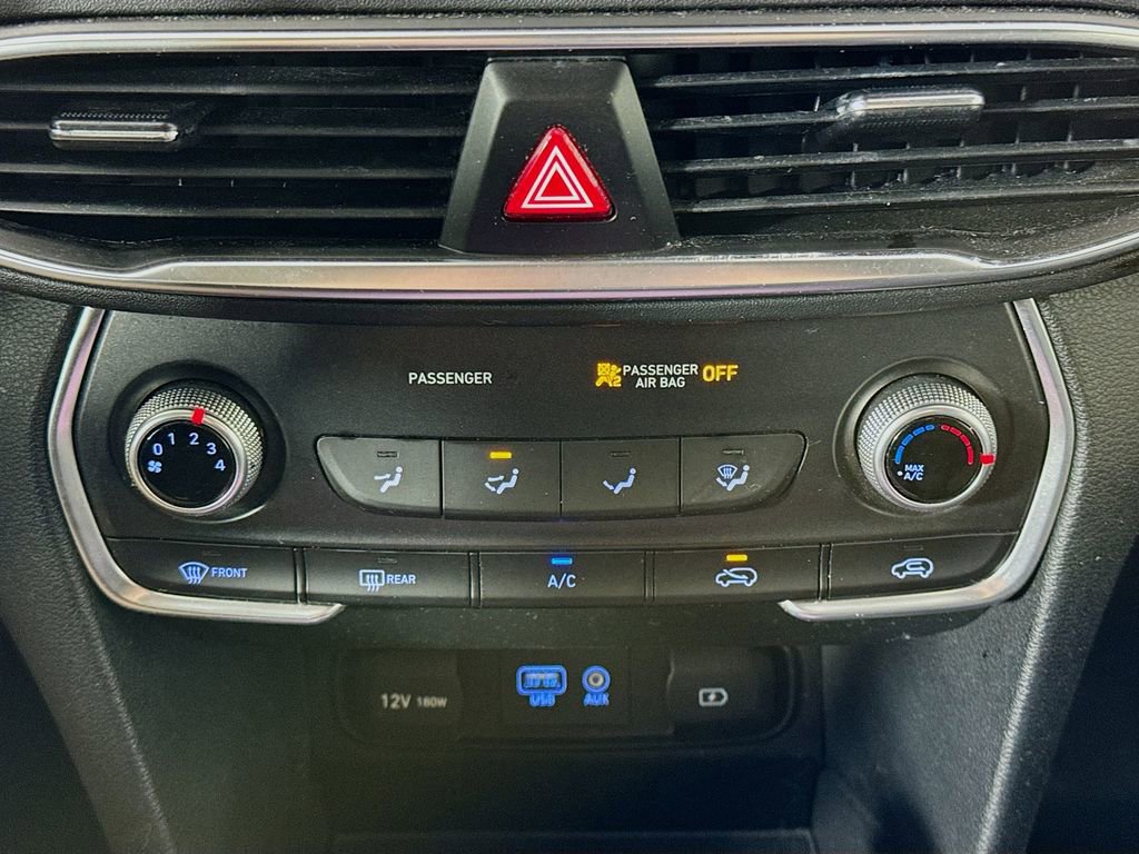 Used 2019 Hyundai Santa Fe SE image 15