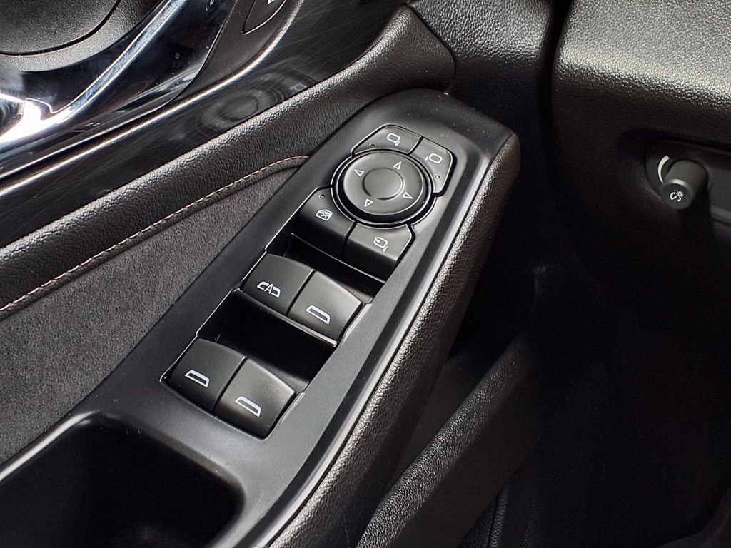 Used 2023 Chevrolet Traverse High Country w/ LPO, Floor Liner Package FWD image 19