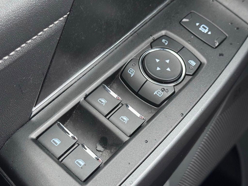 Used 2025 Ford F350 XLT w/ Black Appearance Package AWD/4WD image 17